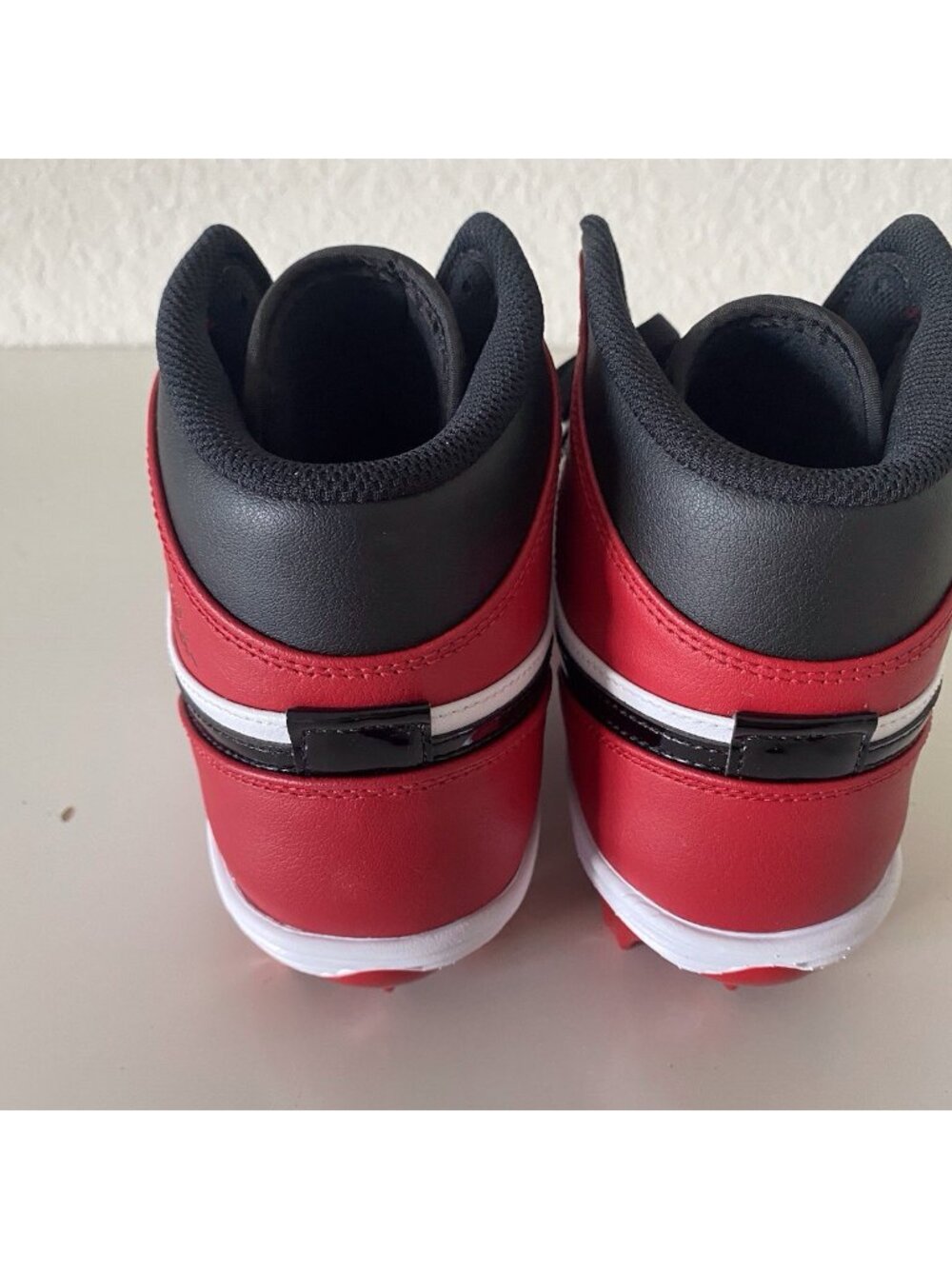 Men’s Sz 10.5 Nike Air Jordan 1 MID TD Red Black Baseball Cleats FJ6805-601 - Picture 5 of 10
